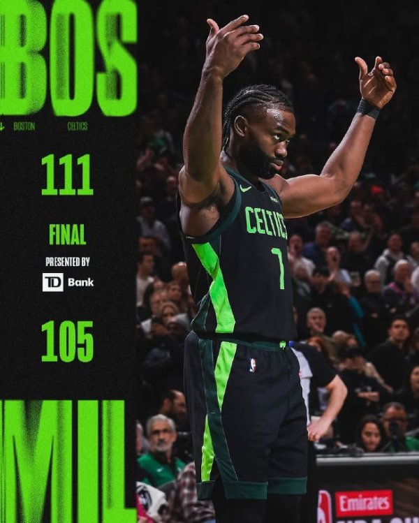 塔图姆34+10绿军险胜雄鹿3连胜 76东谈主力克魔术