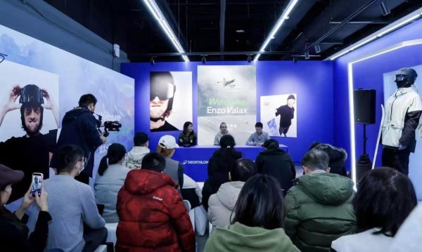 法国单板滑雪名将恩佐·瓦拉克斯在京共享冬奥臆测