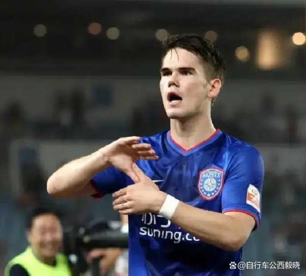 离开江苏舜天10年，“杀手”卡尔坦森依然进球如雨