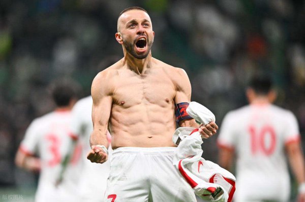 海牛队官宣两位功勋外助离队，夙昔或出手引进新大鱼，值得期待