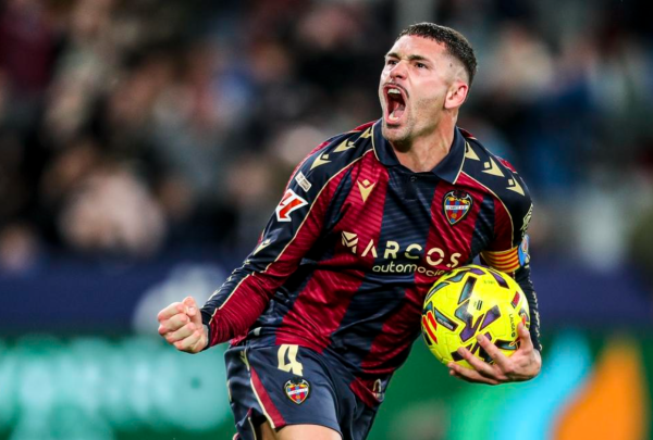 西甲最新积分战报：前2只差1分，皇马连胜，莱万特补时绝平