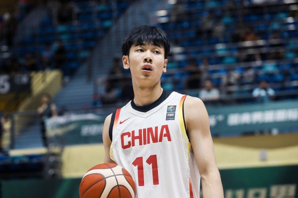 已获11个offer! 媒体东说念主: 张博源选培养锋线&排行100傍边学校合适