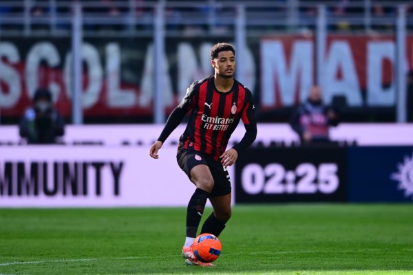 德温特: 为米兰遵循与在其他球队踢球不同 巴尔泰萨吉有光明改日