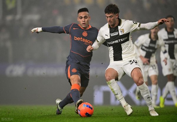 意甲最新积分战报 国米6连胜4分上风领跑 那不勒斯无力超AC米兰